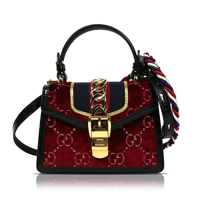 シルヴィ・ミニ