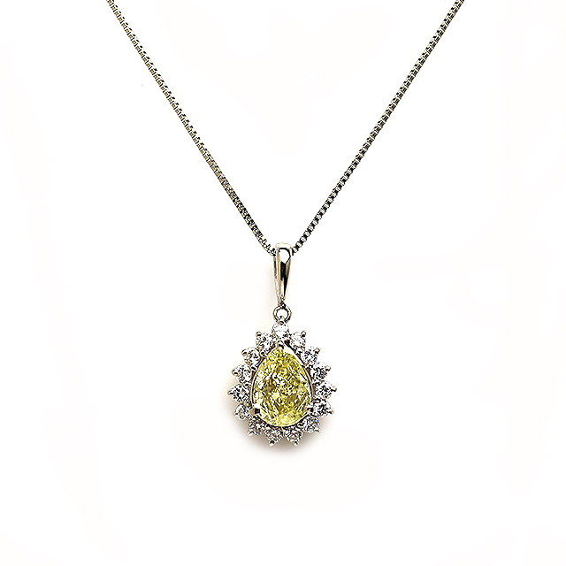 ティアドロップネックレス