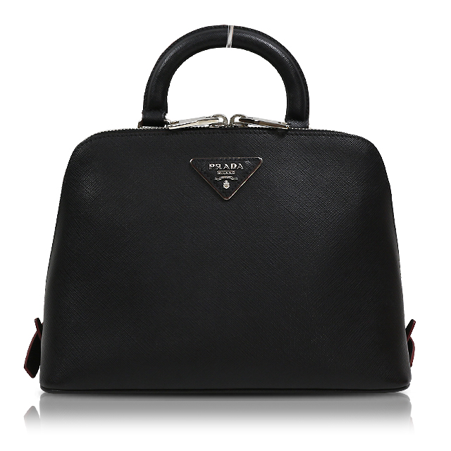 サフィアーノバックパック