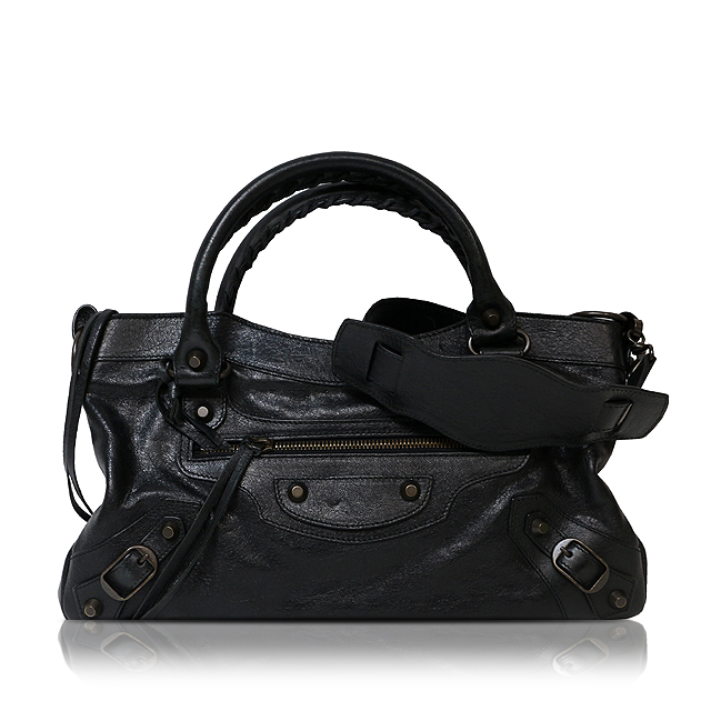 ザ・ファースト